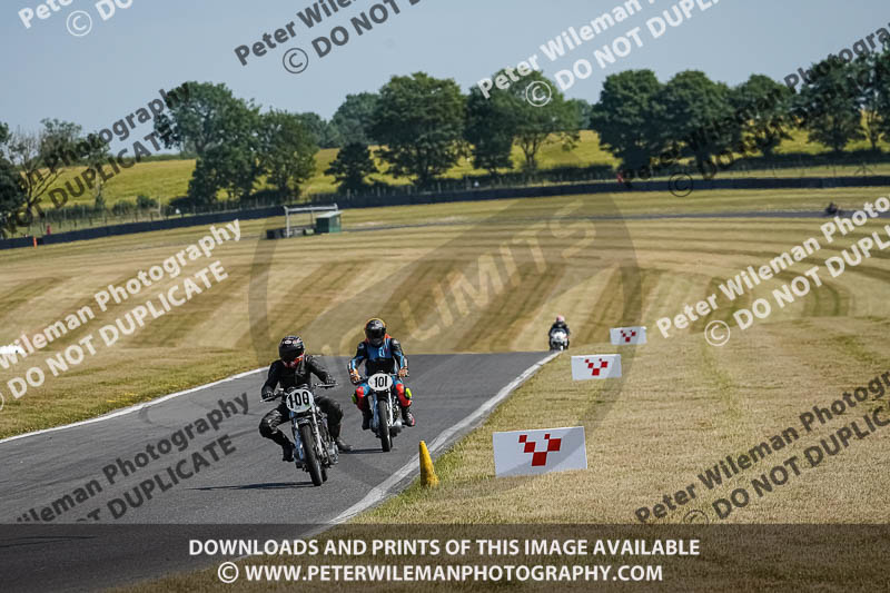 cadwell park;cadwell park photographs;cadwell trackday photographs;enduro digital images;event digital images;eventdigitalimages;peter wileman photography;racing digital images;trackday digital images;trackday photos